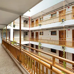 https://luminoso-apartamento-en-la-plaza-del-charco.tenerifehoteles.net